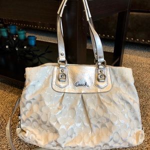 Official Coach handbag white and silver